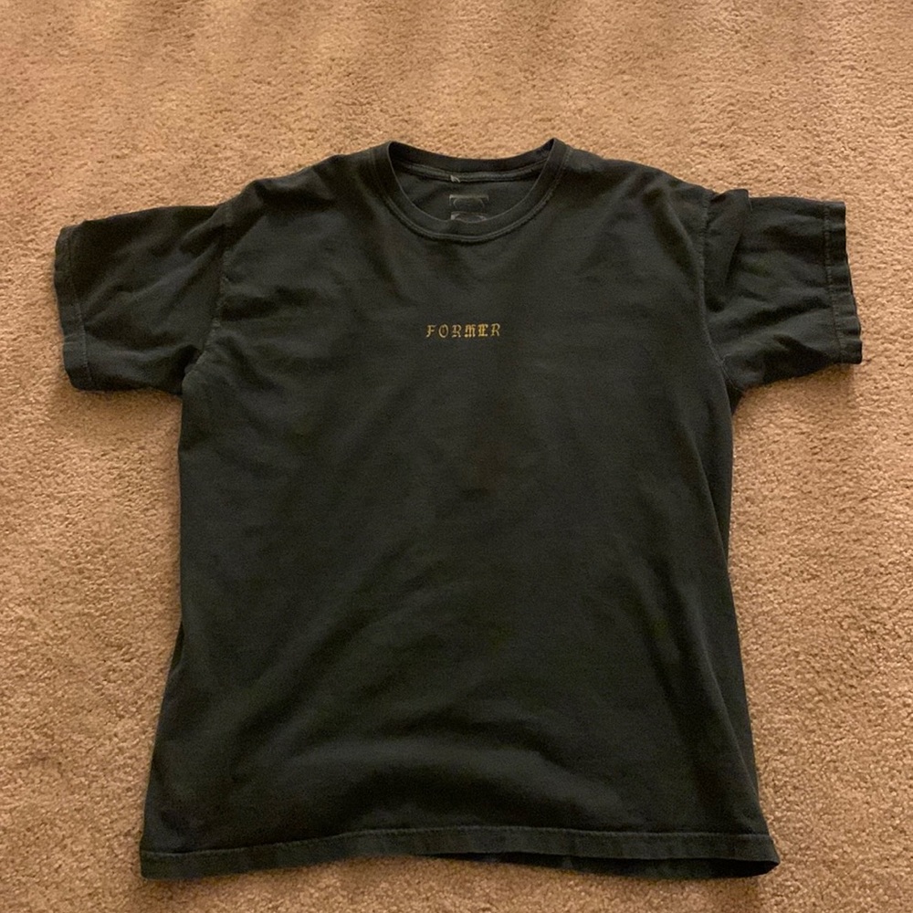 Former medium streetwear t-shirt